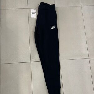Nike Black Jogger Sweatpants with Tapered Fit